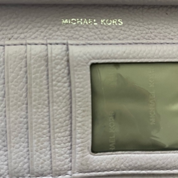 Michael Kors Adele Lilac Pebble Leather Smartphone Medium Double Zip Wallet - Picture 8 of 14